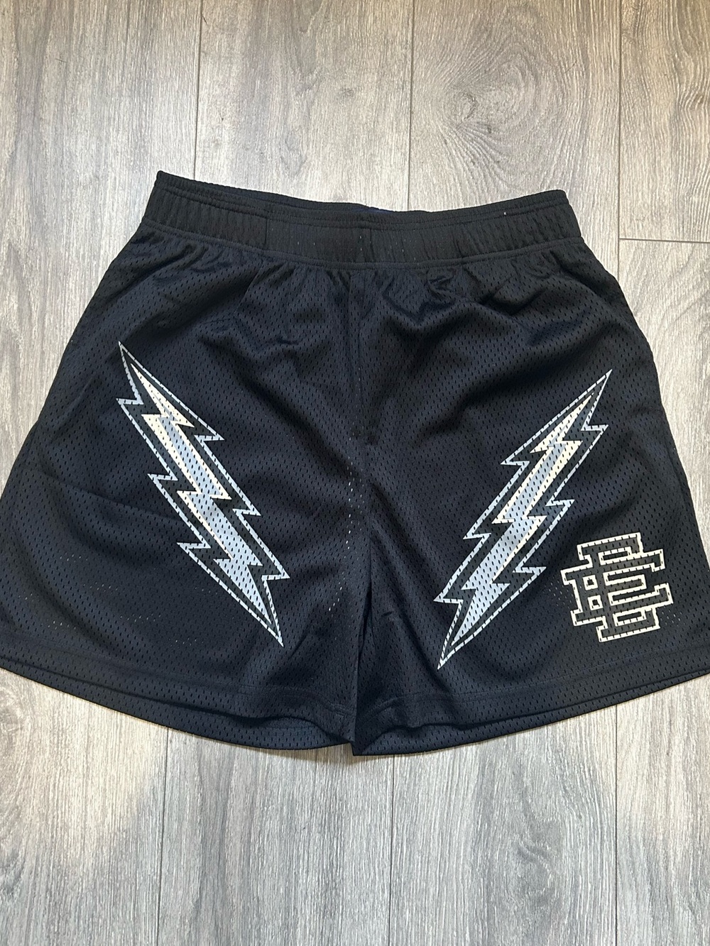 Size Large | Eric Emanuel Bolt Black EE-shorts